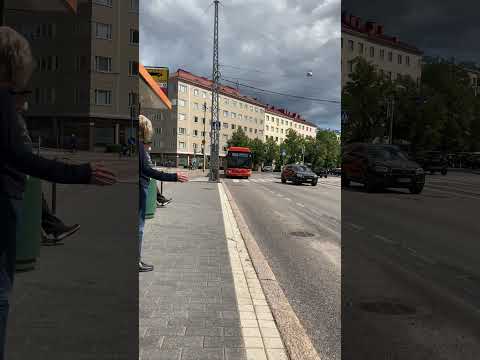 Linha 500 chegando em Töölön tulli