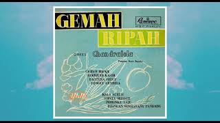 Download lagu O.M. CHANDRALELA (Penjanji. Komariah) - Kala Subuh (1960s) mp3 Download lagu O.M. CHANDRALELA (Penjanji. Komariah) - Kala Subuh (1960s) mp3