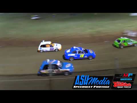 Junior Sedans: Full Race Highlights - Kingaroy Speedway - 22.09.2018
