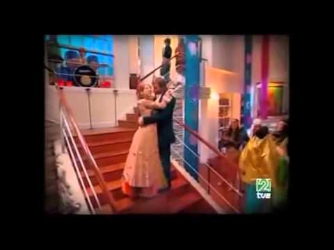 Flor y Fede cantando "Y la vida"