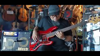 Video thumbnail for Fender American Original 60s sound review demo Vintage Bass (no talk) by Quinn GuitarWarehouse