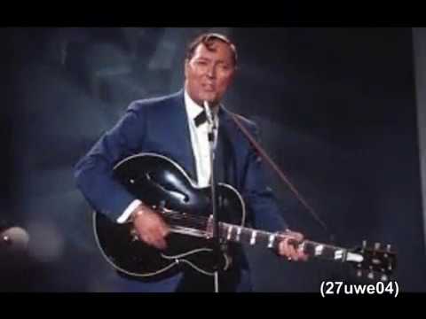 Bill Haley - Dance with a Dolly with a Hole in Her Stocking   (1952/1976)