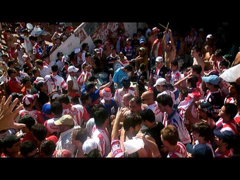 "La Barra De La Bomba La Fiesta En Santa Fe Siempre Fue Roja & Blanca!" Barra: La Barra de la Bomba • Club: Unión de Santa Fe