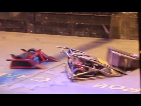 RC Combat Robot Wars - Satanix 1.666 v Ironside 2 v Beauty 2 - 2014 Fighting Robots FW Champs Q6 #7