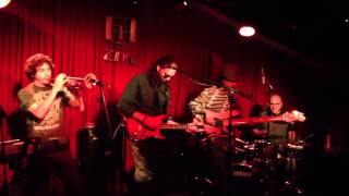 Fiusha Funk Band abriendo en el Zinco