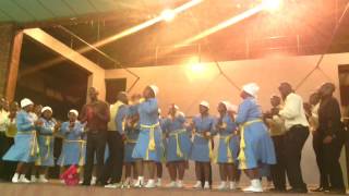 Download lagu Abahlonishwa Benkosi gospel choir Retsepile wena... mp3