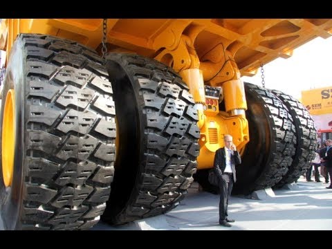 The biggest car in the world: Belaz 75710