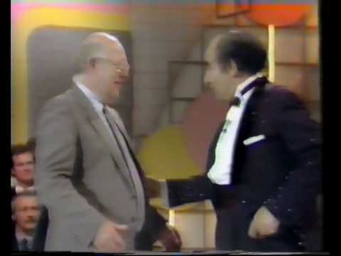 Borra the pickpocket - the full act  / Part 1 of 2