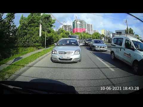 M-a lovit un începător în spate