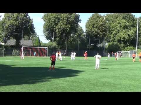 29-08-2015 : Beek Vooruit D1 - VV Kloetinge D1; eerste helft
