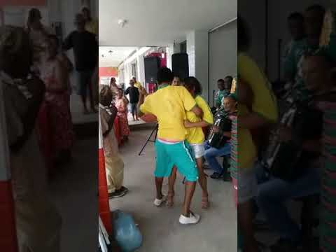 Forró com casal torcedor do Brasil