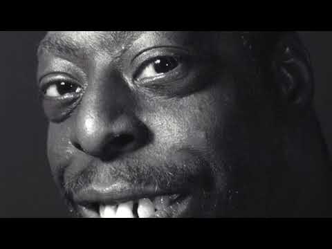 Beetlejuice Hanging Out In Studio and Listens to His New Song
