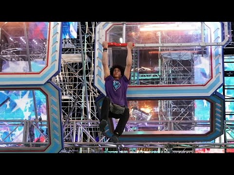 Josiah Pippel at the Vegas Finals: Stage 3 - American Ninja Warrior 2022