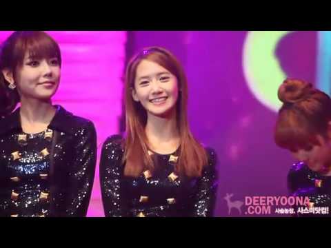[Fancam] 101217  When Yoona Look At U....