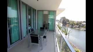 preview picture of video 'Fully Furnished Waterfront Apartment for Rent in Broadbeach'