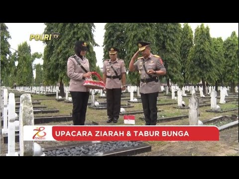KAPOLDA SUMSEL PIMPIN UPACARA ZIARAH &amp; TABUR BUNGA