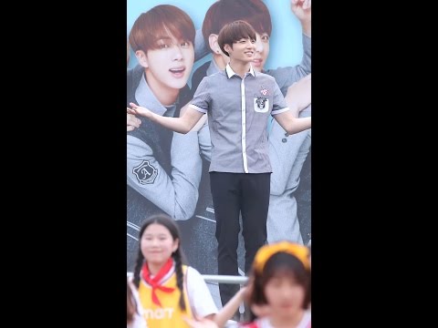 160604 방탄소년단(BTS) 정국(JungKook) - FAMILY 플래쉬몹 공연 @스마트가족 사랑의 날 캠페인(여의도 녹음수광장) / 직캠(Fancam) By 쵸리