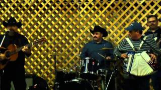 David & Joe Farias(La Tropa F)-Escaleras de la Carcel-Austin Wholesale Christmas Party 2010