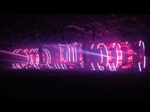 ASOT 650 Utrecht - Luke Bond ft. Roxanne Emery - On Fire (Aly & Fila Remix)