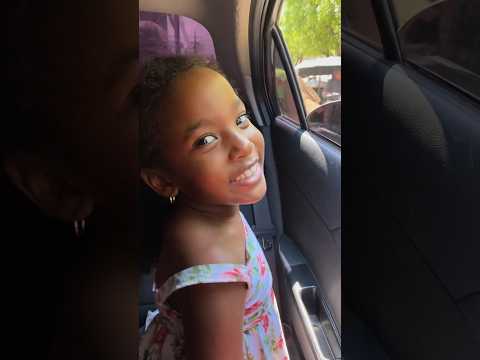 Dulce María ayuda al necesitado 😍 #dulcemaria #viralshorts #ayudahumanitaria