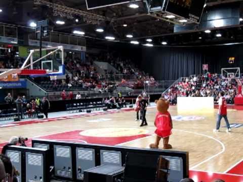 Bayern München - Essen Bakets |  Kai Pflaume an der Linie eine Pflaume