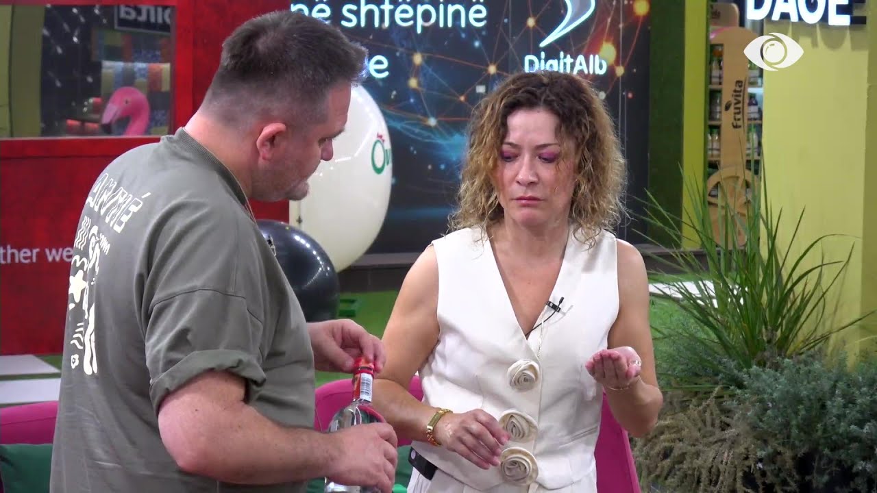 Nis festa, Juli dhe Egla ngrenë dolli me pije alkoolike