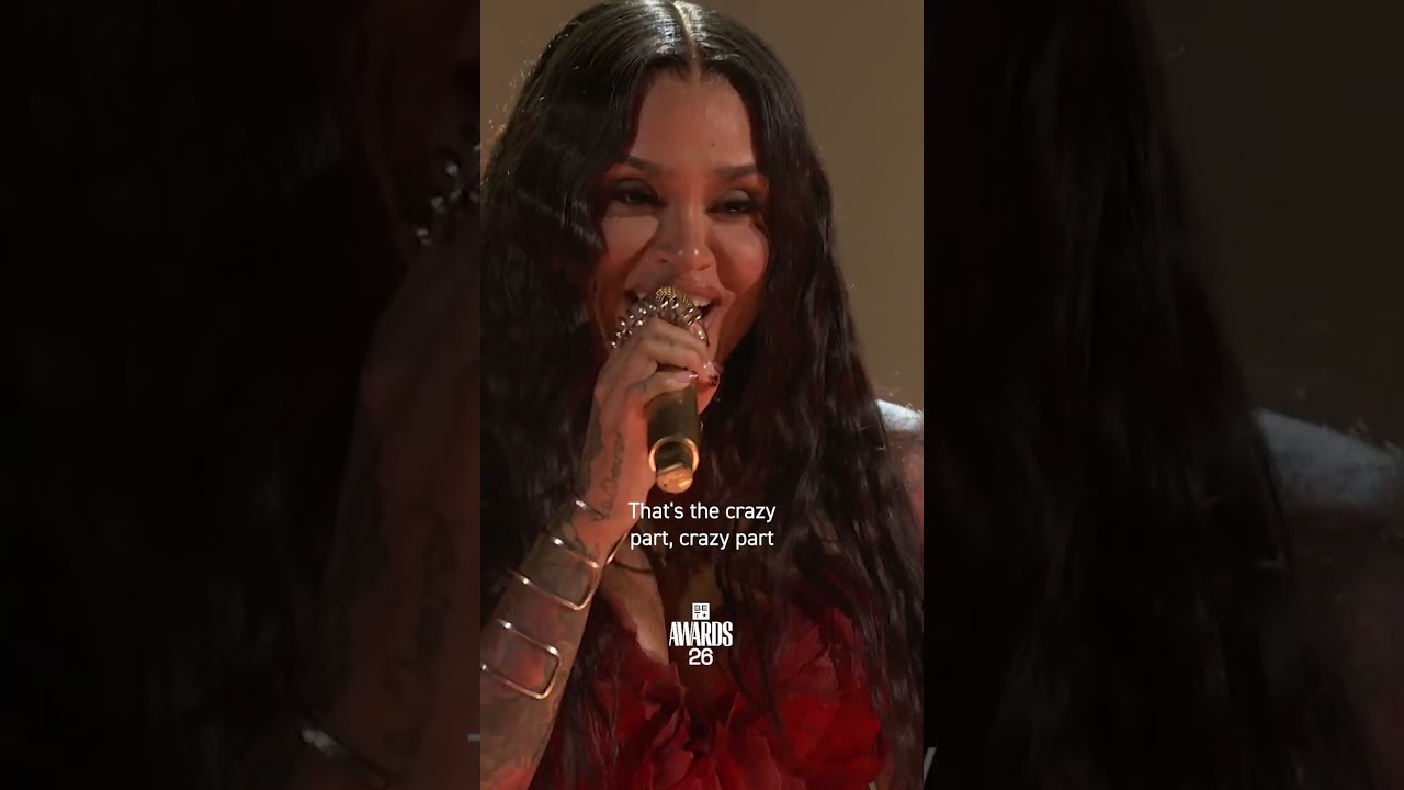 The vocals. The vibe. Kehlani owned the stage with "Folded." 🎤✨ #BETAwards