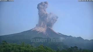 Download lagu March 3, 2020, ~ Mount Merapi Erupts (Real-Time) ~ Indonesia ~ Via VolcanoYT & Frekom mp3