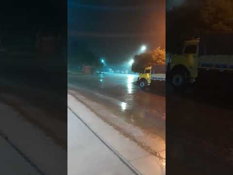 Ao amanhecer em Joviânia-GO com chuva...