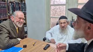 הגאון רבי דב לנדו עם שגריר ארה"ב בישראל מייק האקבי | US Ambassador Mike Huckabee Meets R' Dov Landau
