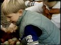 Sesame Street Kids Pick Apples And Make Cider