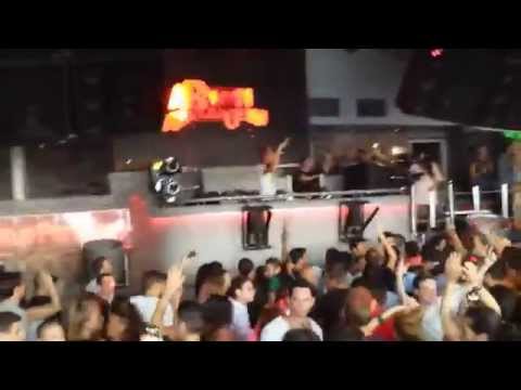 Armin Van Buuren @ Cavo Paradiso Mykonos 8/8/2014 - Stole The Sun (Allen & Envy Remix)