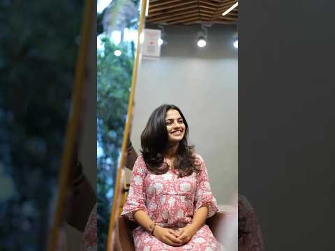 MINIMAL LAYERS with SIDE BANGS #vurvesalon #haircutting #kochi #vurvesalonkochi #celebrity