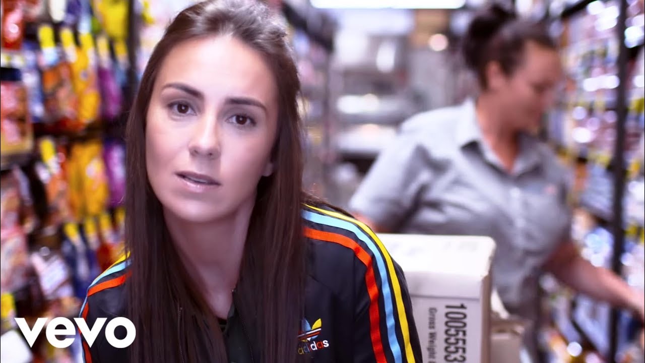 Amy Shark — Weekends