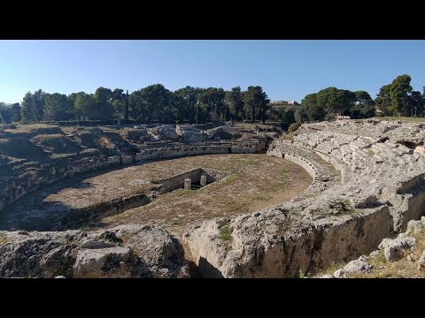 Roman amphitheatre, Park of Neapolis, Syracuse, Sicily, Italy, Europe