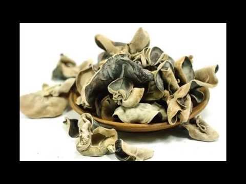 Dried black fungus mushroom