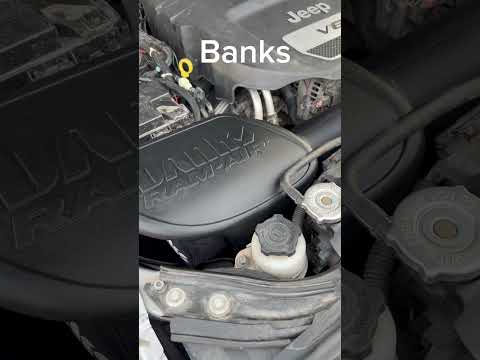 Jeep JK with Banks Cold Air Intake Before and After sound! #jeeplife #jeeperlife #weekendgetaway #jk