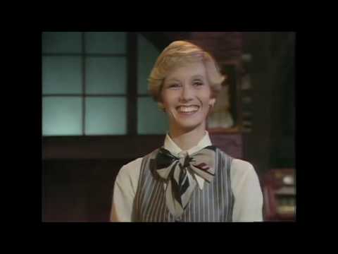 Muppet Show: Statler and Waldorf React to Sandy Duncan