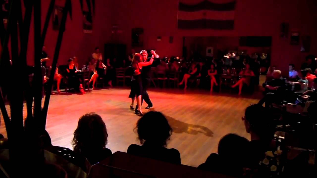 Esibizione di  Osvaldo Roldan e Anna Maria Ferrara - Carmìn Cafè - 2/4/2011