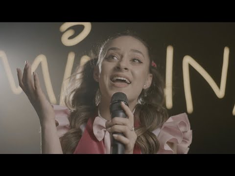 MINUNATII - VIATA-I FRUMOASA (videoclip oficial)