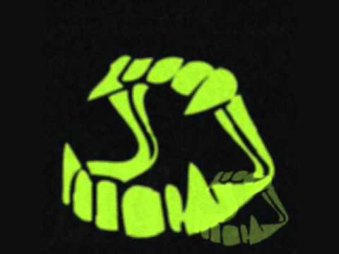 KABOOMIN - BITE + UNSOUNDBWOY RMX + BLUDCLOT008