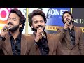 Singer K S Harisankar Stole The Show With His Soulful Singing