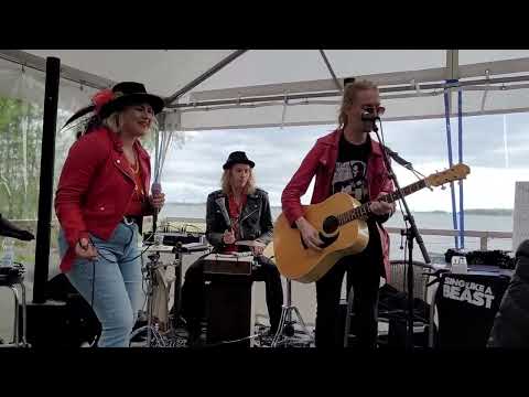 Noora Louhimo Acoustic Experience - Piece of My Heart (3.6.2023 Ukkokari, Vaasa)