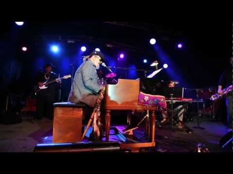 Dr. John - "Right Place Wrong Time" Live at SXSW 2012
