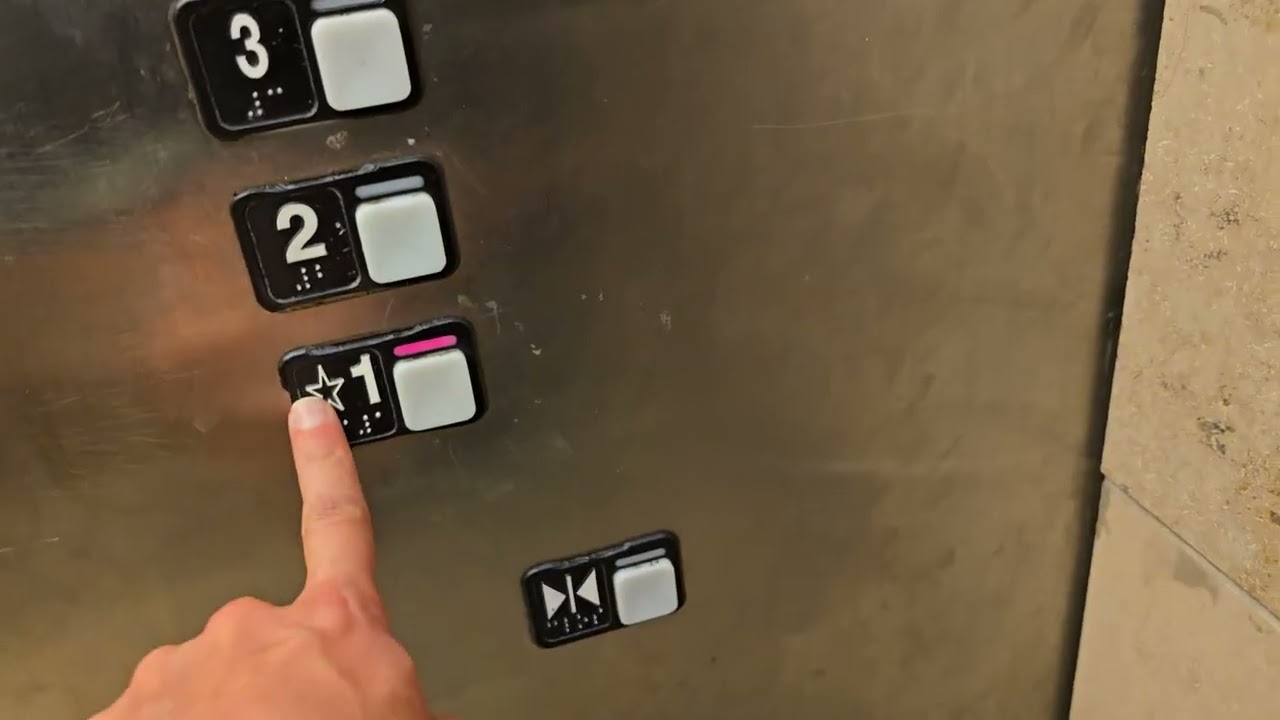 Schindler Hydraulic Elevator (1) @ South County Center - Mehlville, MO