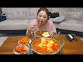 Download Lagu 리얼먹방▶너무 맛있는"순두부참치김치찌개"☆남은 카레에 소세지,계란후라이 토핑ㅣKorean style curry & Kimchi jjigaeㅣMUKBANGㅣ Mp3 Free
