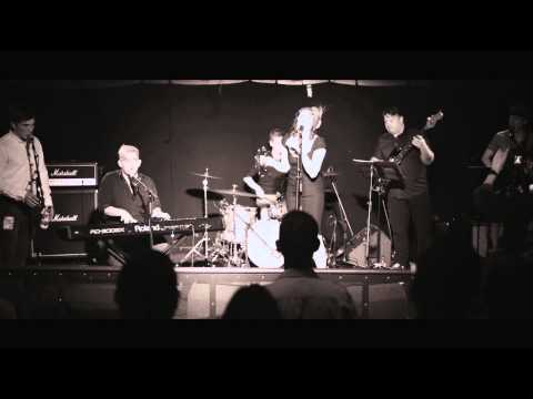 Lou Hickey 'You!' Live