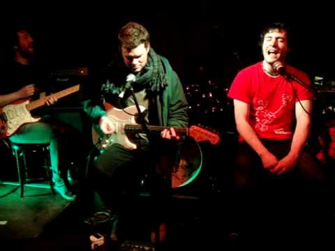 Lions.Chase.TIgers (acoustic) - Empire State of Foreign Thoughts@ The Captain's Rest