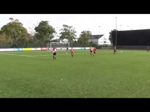18 okt 2014 PVCV D2 - VV De Meern D3 beker 5-3 Goed uitkomen Sven