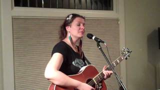 Antje Duvekot - "Hard Times" (Gillian Welch) @Concerts At Our House